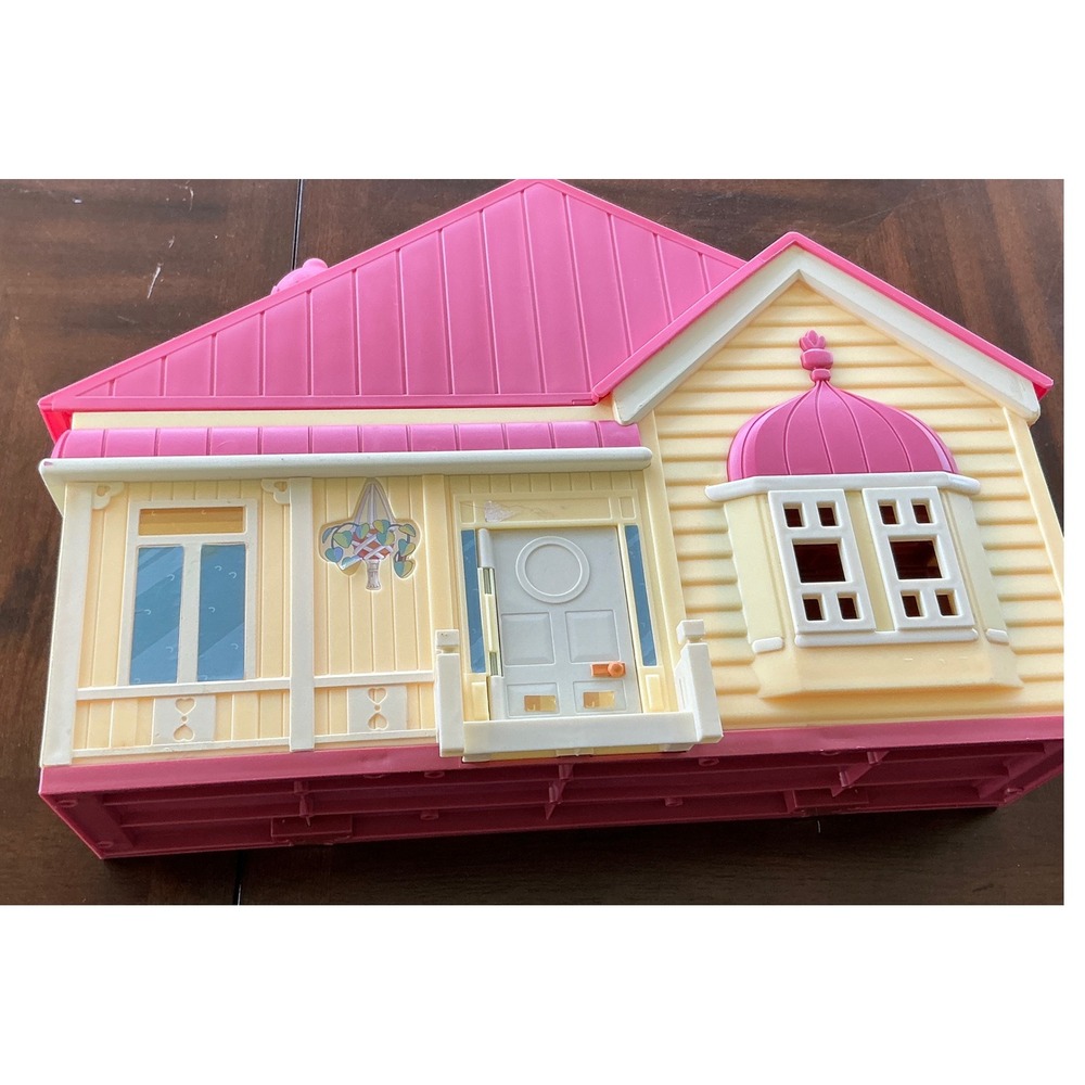 Bluey Moose Toys Ultimate‎ Lights & Sounds Playhouse Heeler Family Home AS-IS